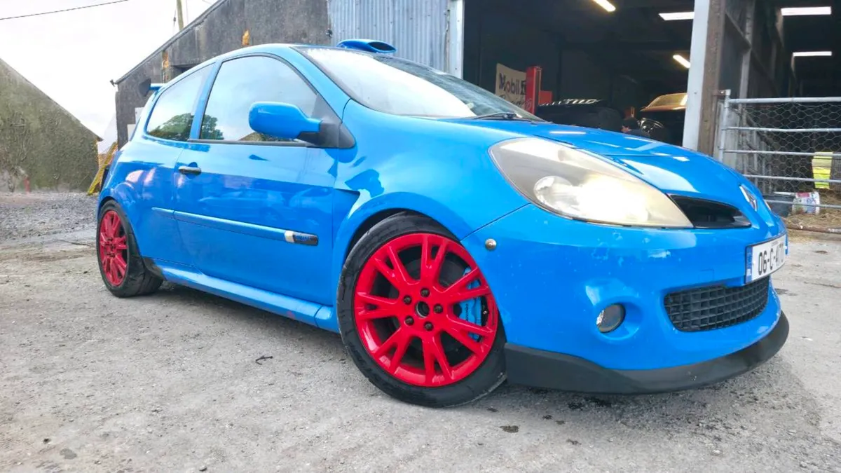 Clio 197 Track/Road car. Huge Spec - Image 1