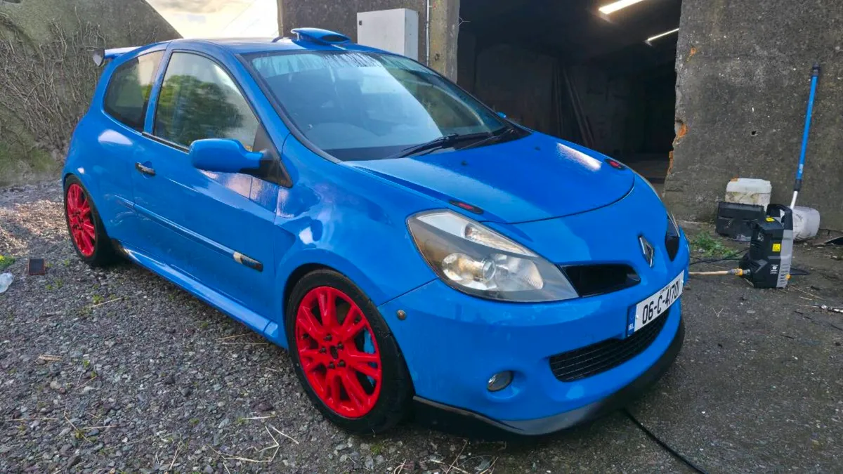 Clio 197 Track/Road car. Huge Spec - Image 2