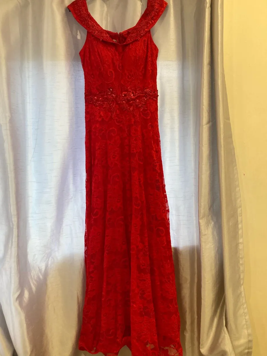Grad dress - Image 3