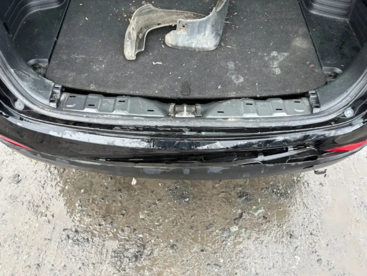 2015 Hyundai ix35 1.7 Diesel drive away - Image 3
