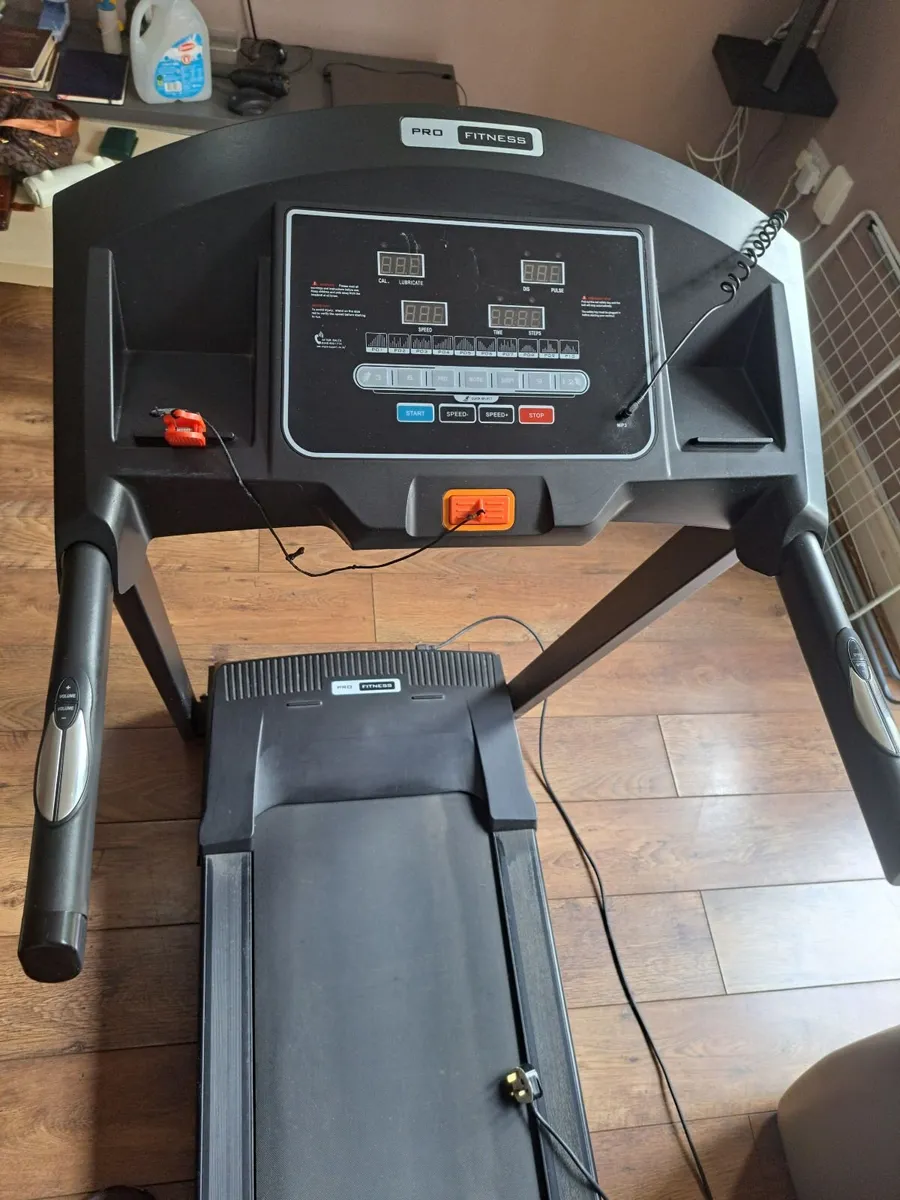 Treadmill PRO FITNESS - Image 4