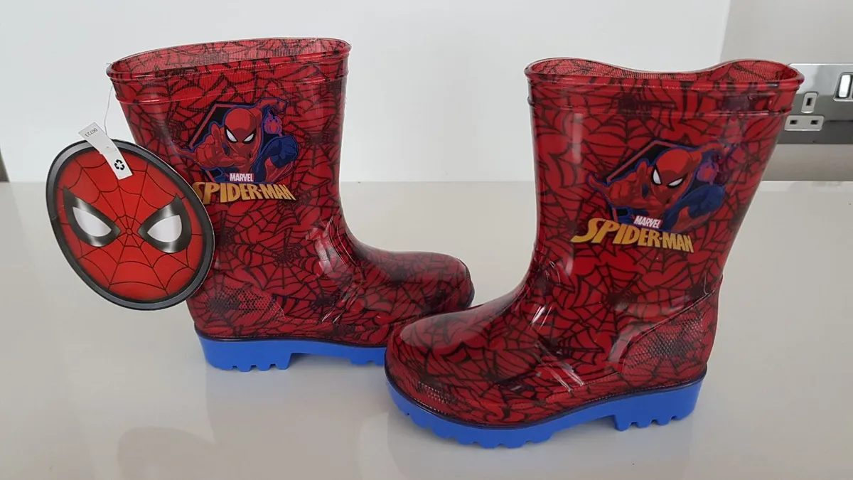 Kids Wellies size 6 BRAND NEW - Image 2