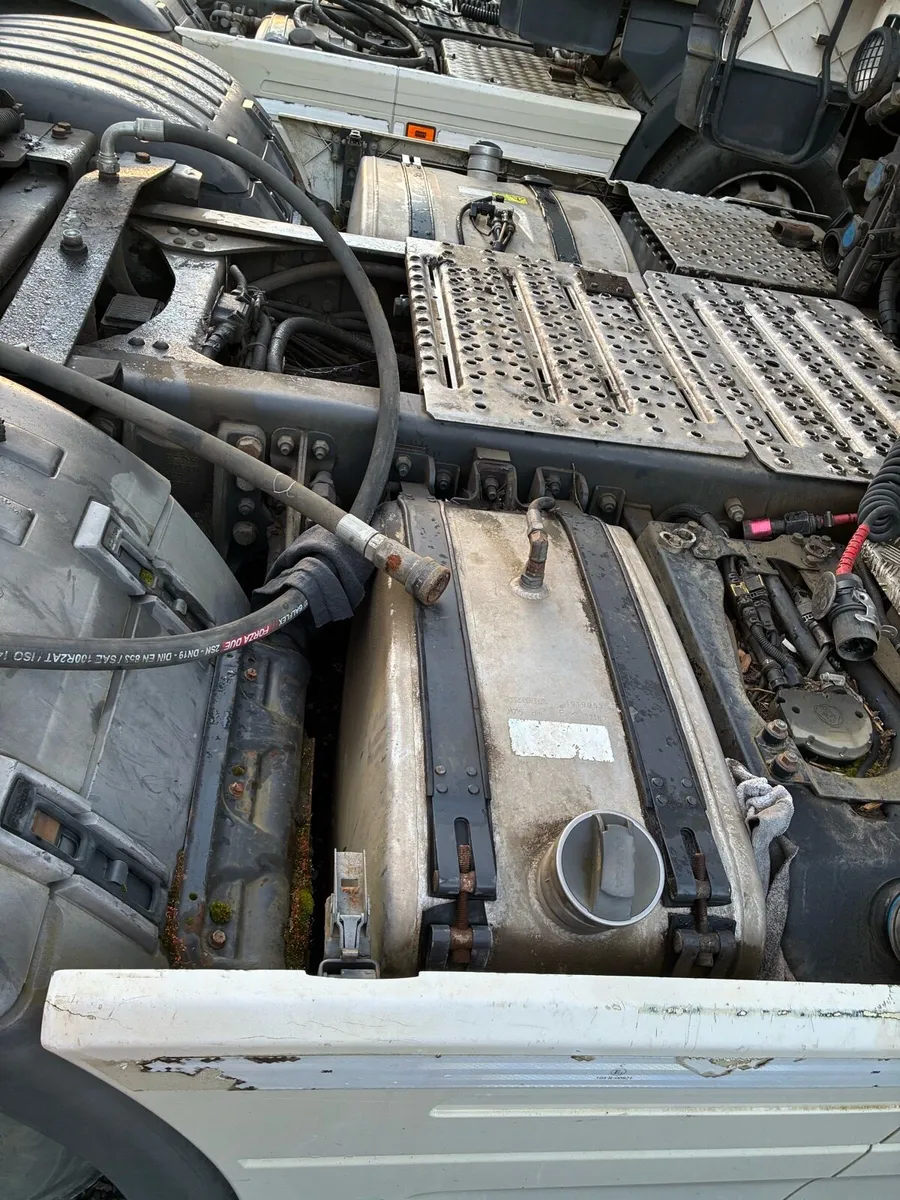 SCANIA G410 automatic waste trucks hooks & units - Image 4