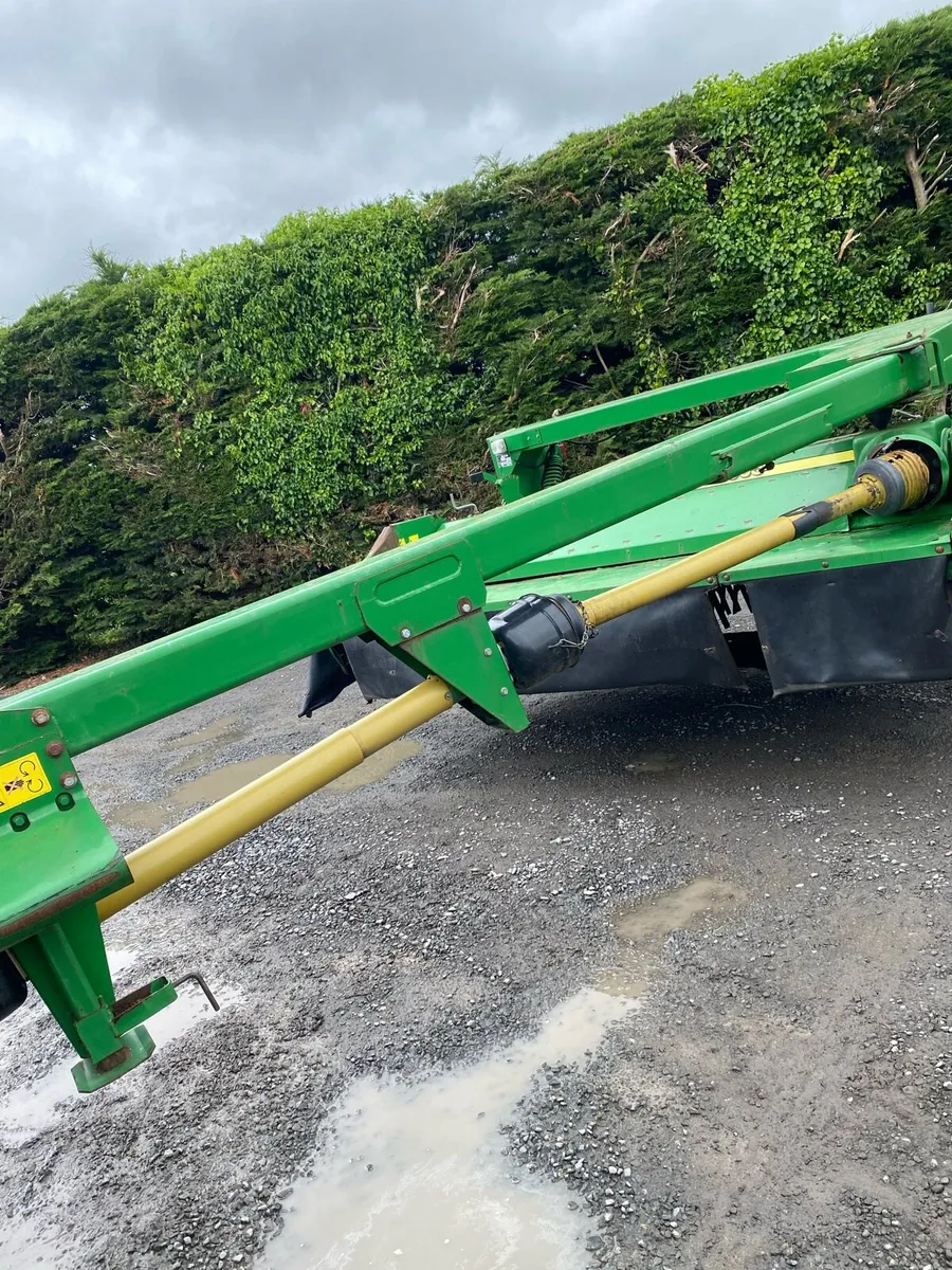 John Deere 1365 mower - Image 2