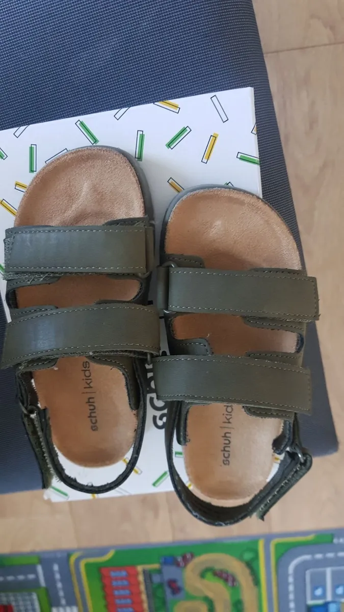 Kids Sandals size 8 BRAND NEW - Image 2