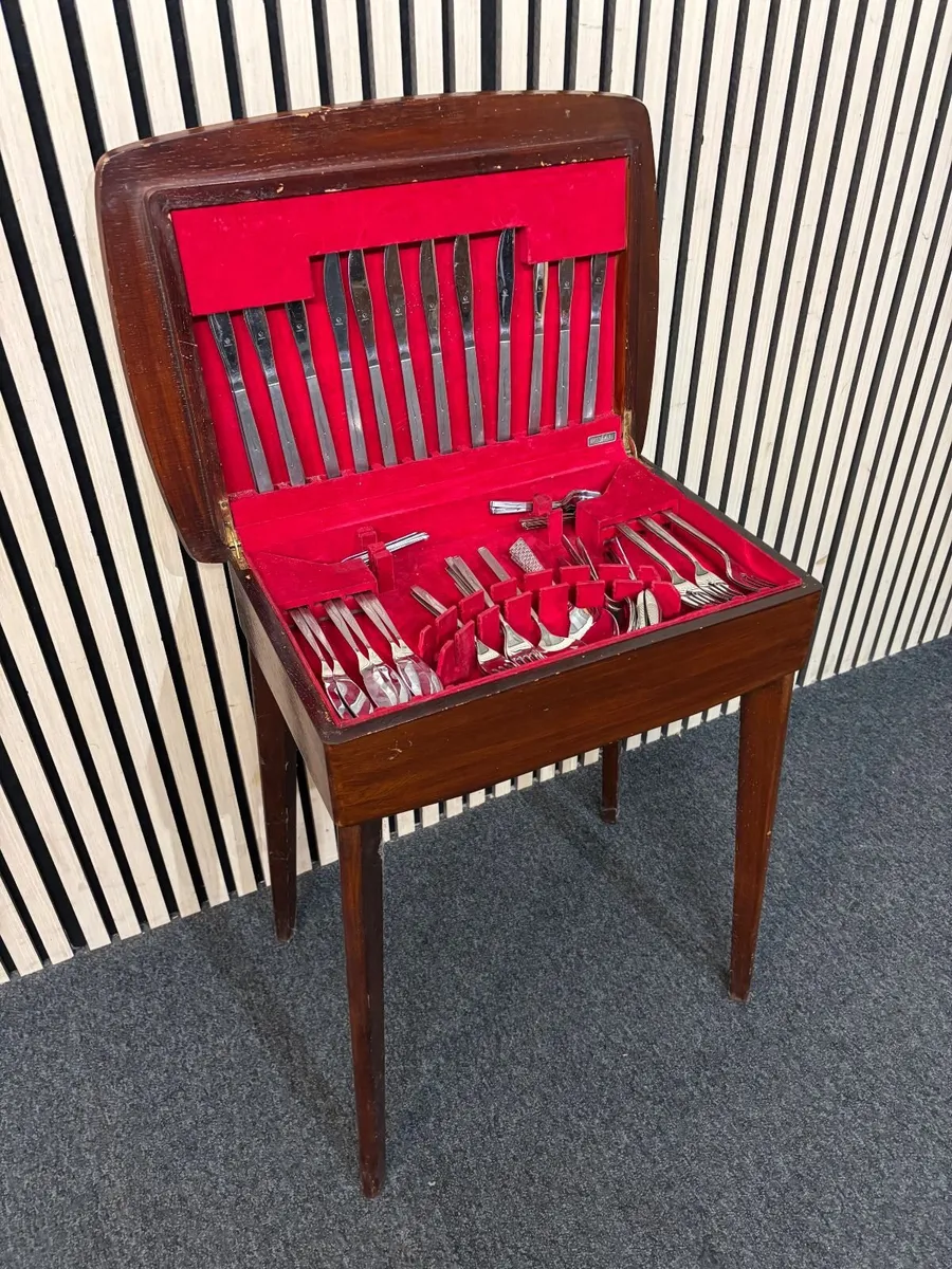 QUALITY MISCELLANEOUS FURNITURE @ CJM - Image 1