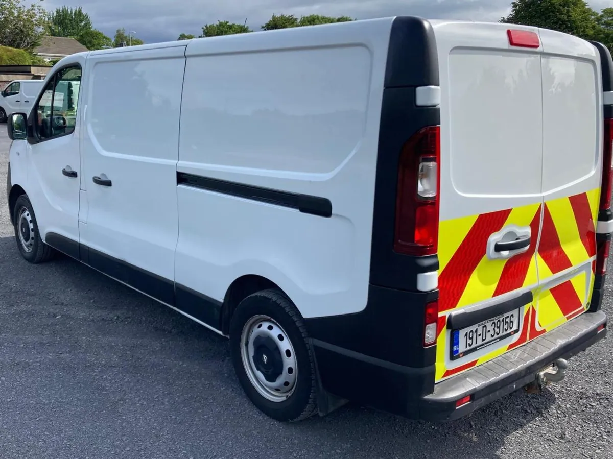 2019 opel vivaro van 03/27 cvrt drives like new - Image 2