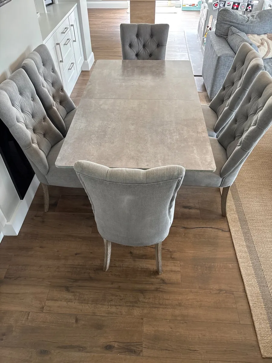 Extendable Dining Table & 6 Upholstered Chairs - Image 3