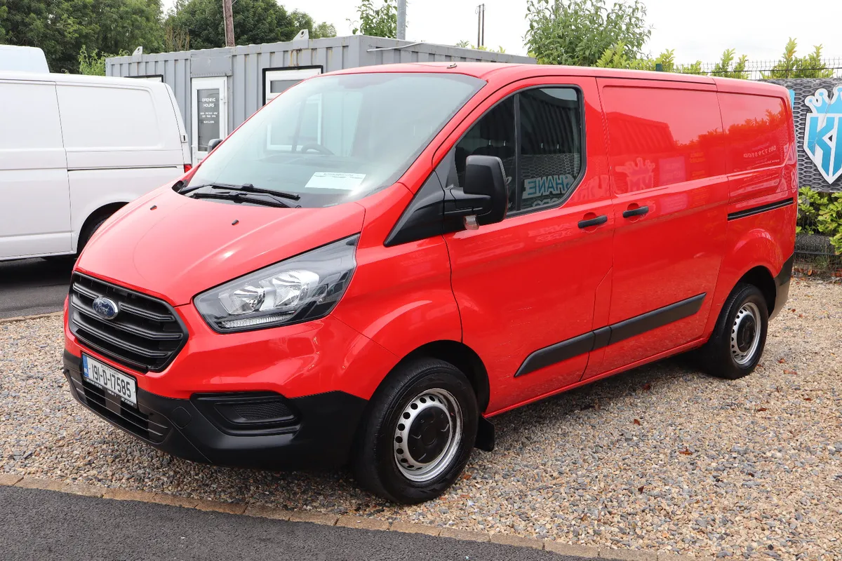 Ford Transit Custom 2019 - Image 2