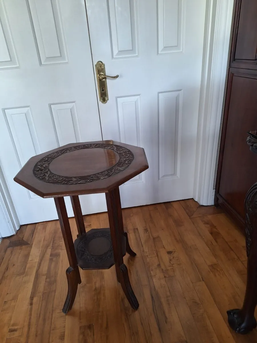 Occasion Table - Image 2