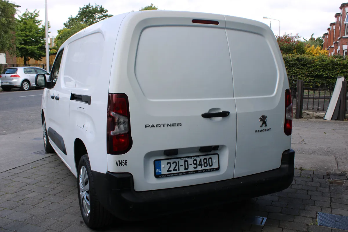 Partner 2022 1.5HDI 6SPD - NEW ENGINE 186K KMS - Image 4