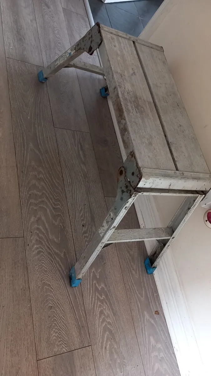 Work stand - Image 4