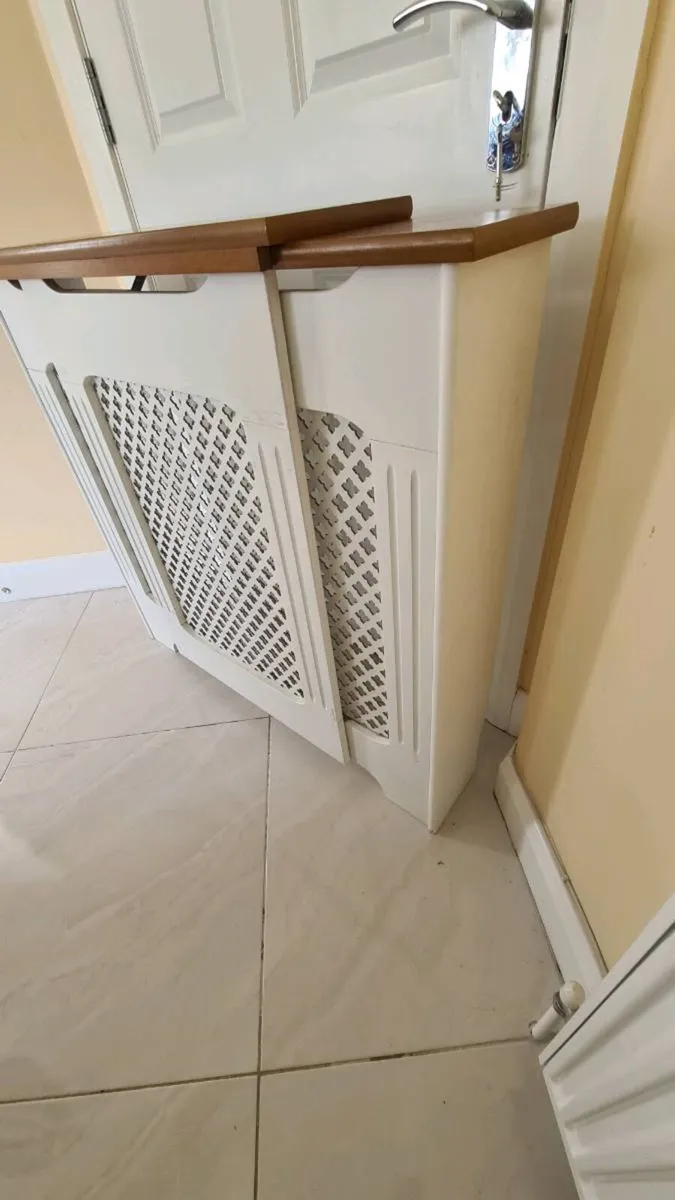 Radiator cover adjustable two tone - Image 3