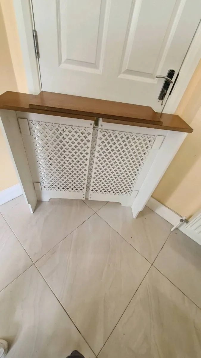 Radiator cover adjustable two tone - Image 4