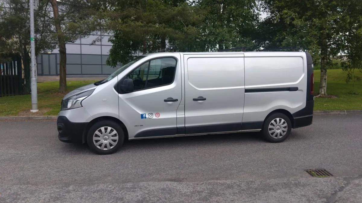 2015 Renault Trafic LWB Brand New DOE. - Image 1