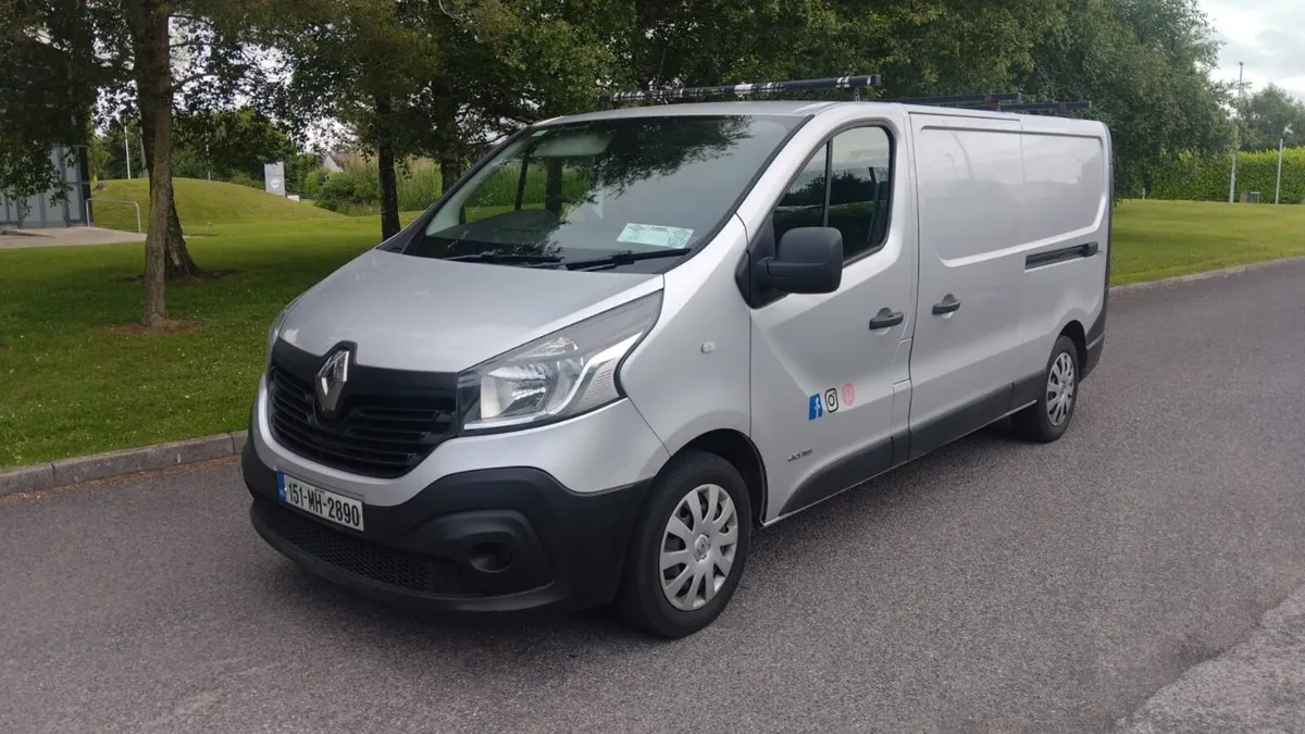 2015 Renault Trafic LWB Brand New DOE. - Image 2