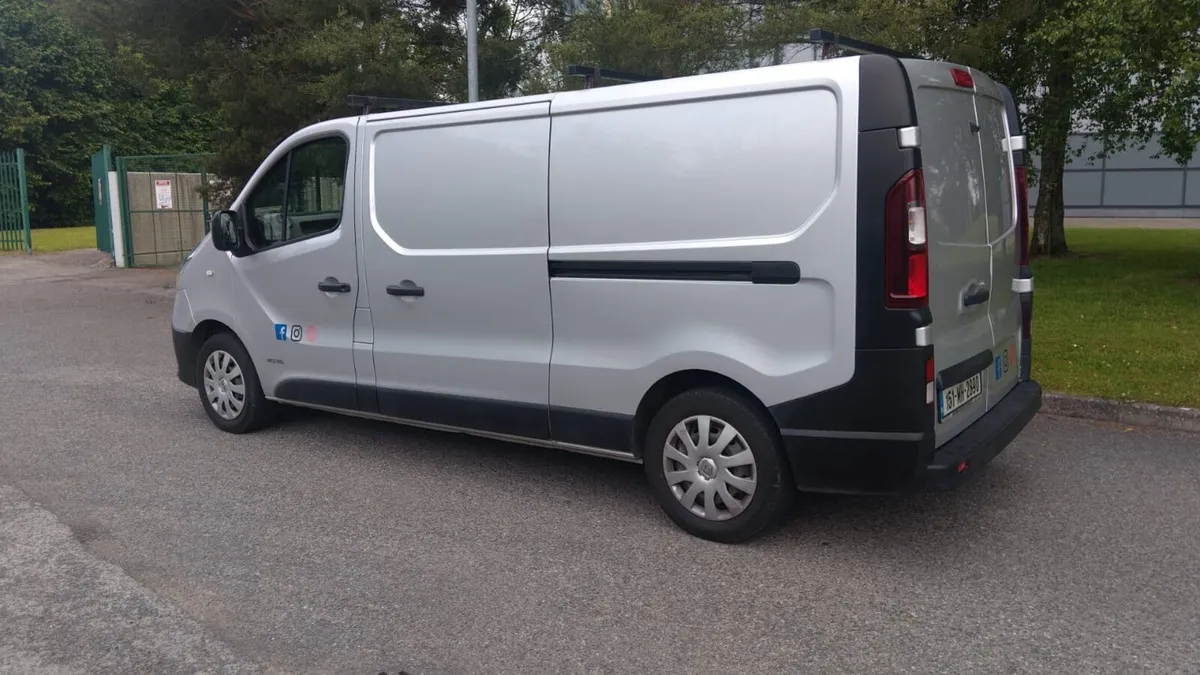 2015 Renault Trafic LWB Brand New DOE. - Image 3