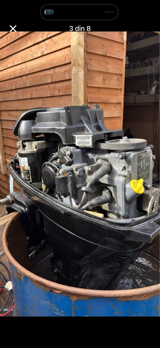 Boat engine - Image 1