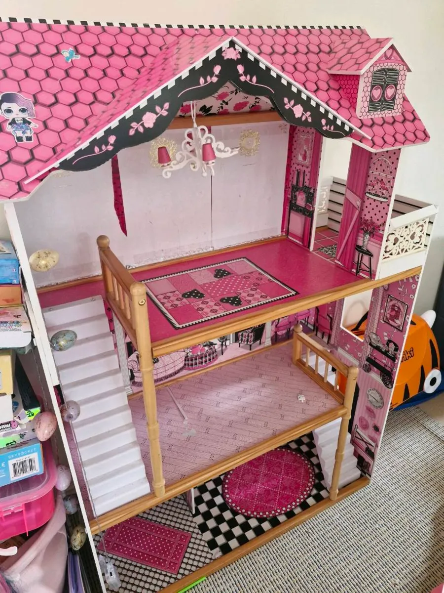 Doll House - Image 4