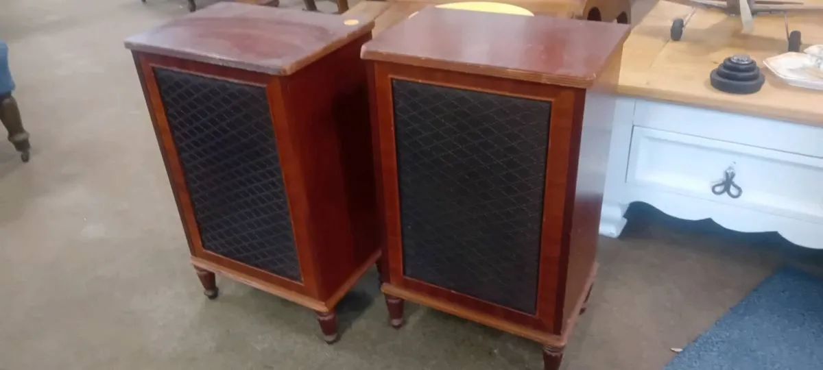 Vintage Dynotron Wood Case Speakers - Image 1