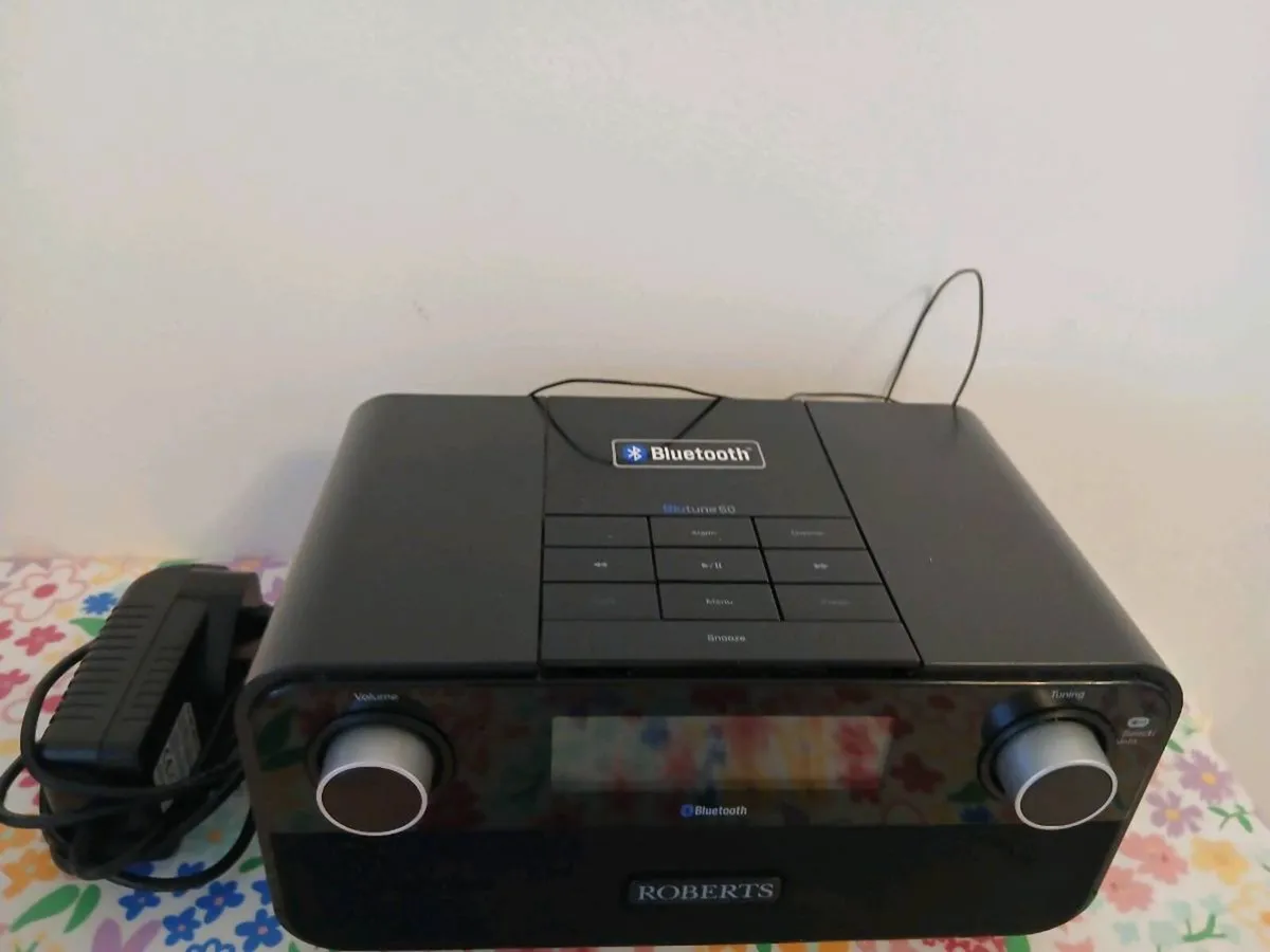 Roberts blutune bluetooth radio - Image 2