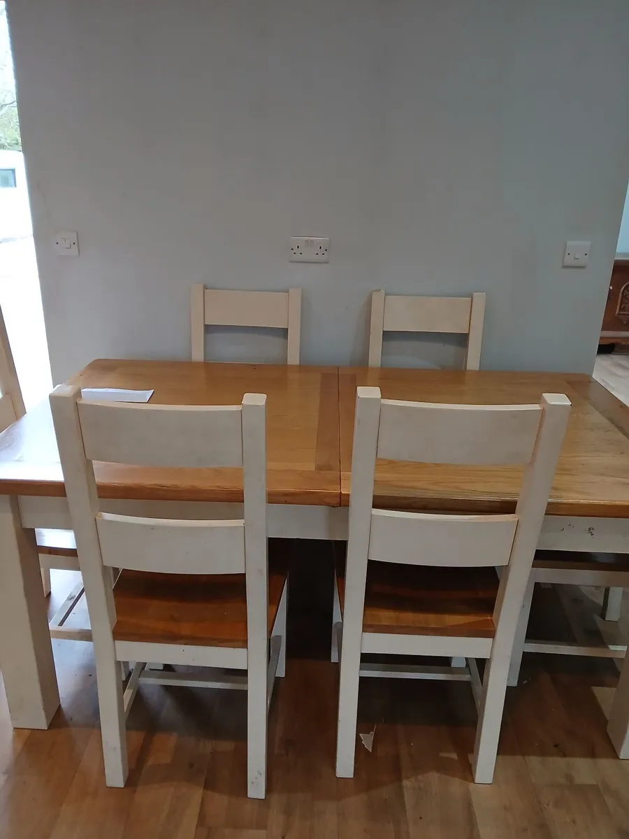 Kitchen table and wardrobe - Image 1