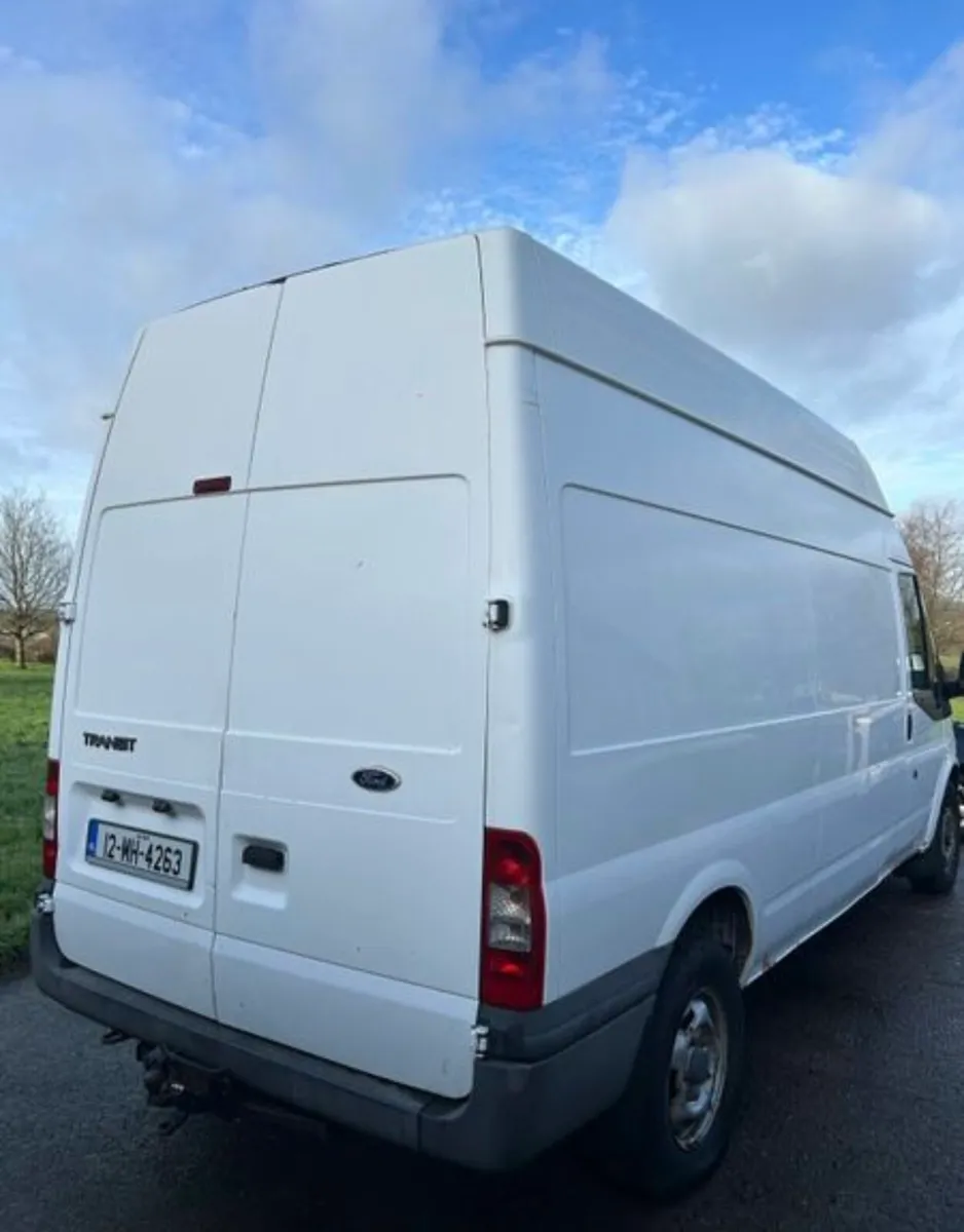 2012 Ford transit parts or repair - Image 4