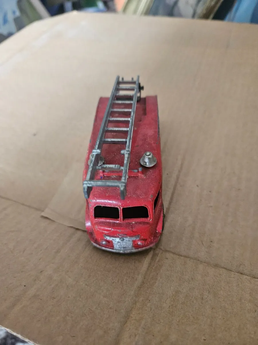 Dinky 1950's Fire Engine - Image 1