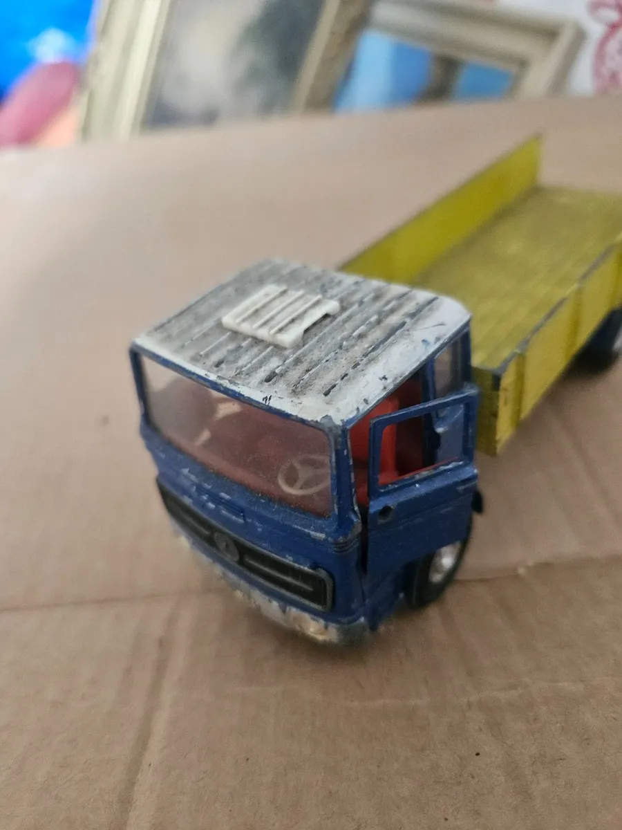 Dinky 1970's Mercedes Truck - Image 2