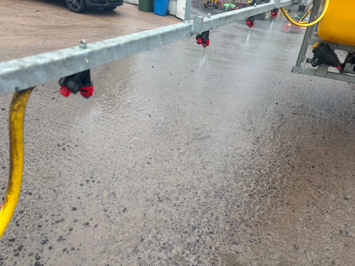 Jarmet 1000 litre sprayer - Image 4