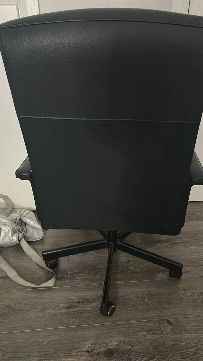 Office Leather chair - Image 2