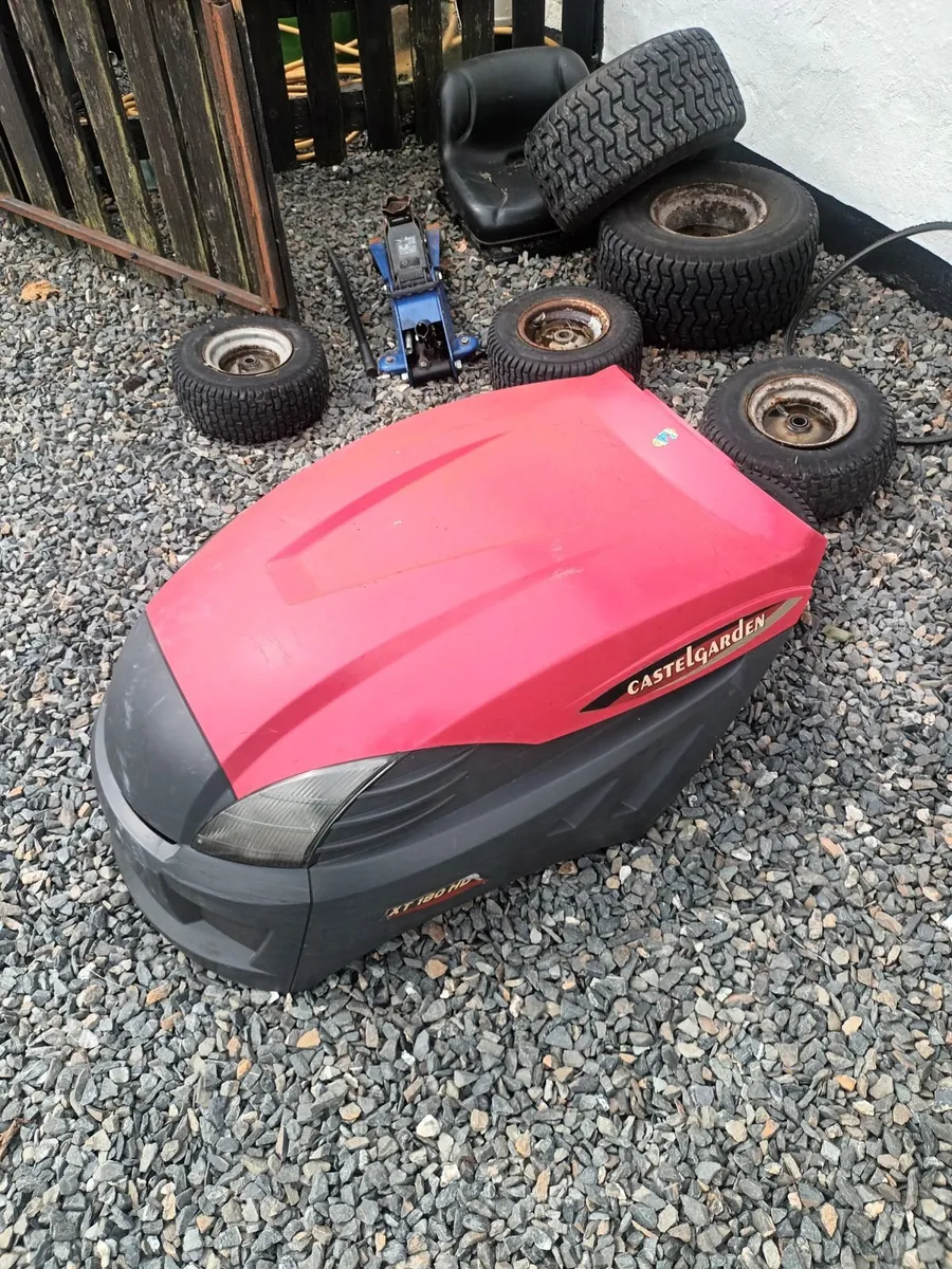 Bonnet & Gearbox - Image 1