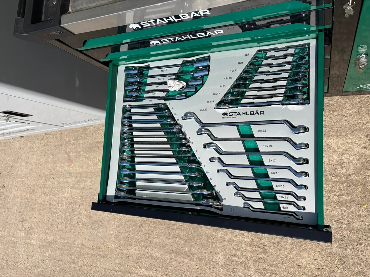 BRAND NEW RACING GREEN 7 DRAWER + SIDE CABINET - Image 4
