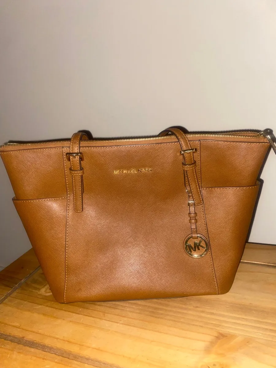 Michael Kors bag for sale - Image 2
