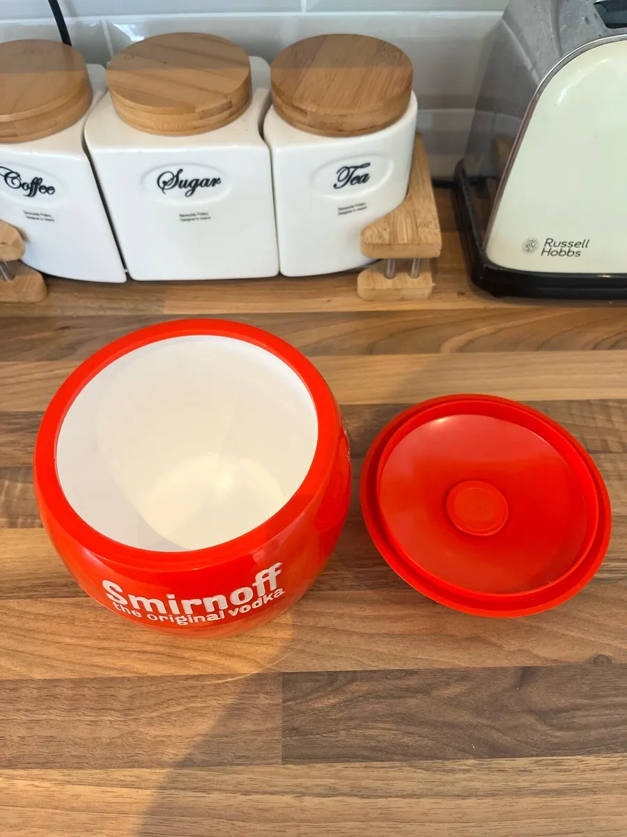 Vintage Smirnoff Bar Ice Tub Stamped - Image 3