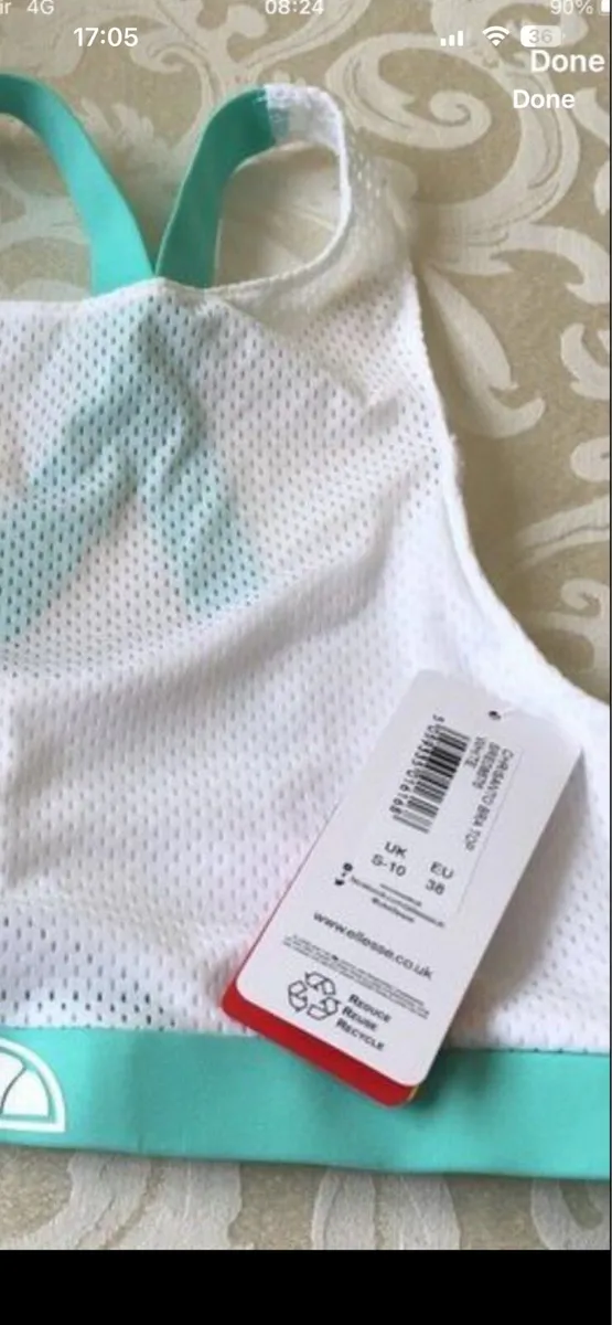 Ladies BNWT sports bra size 8/10 €10 - Image 3
