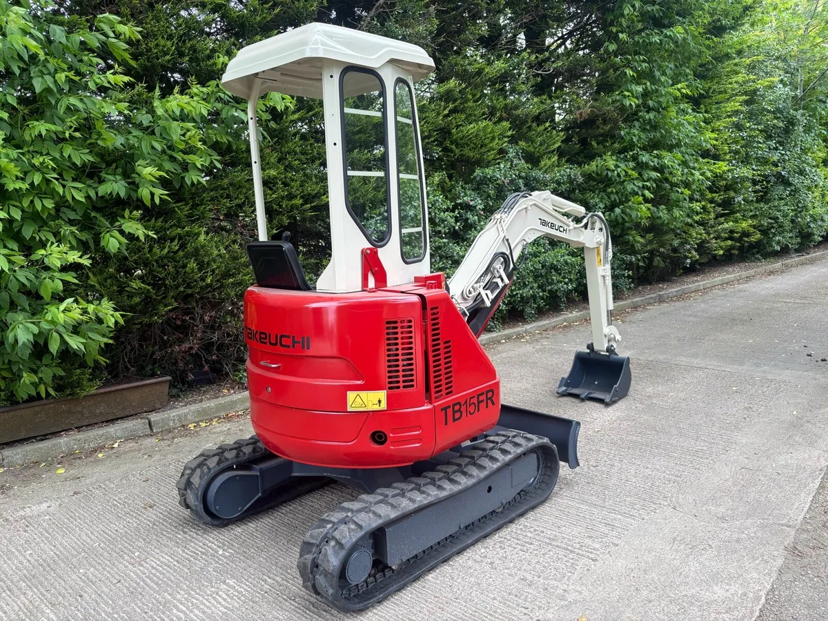 Takeuchi digger - Image 2