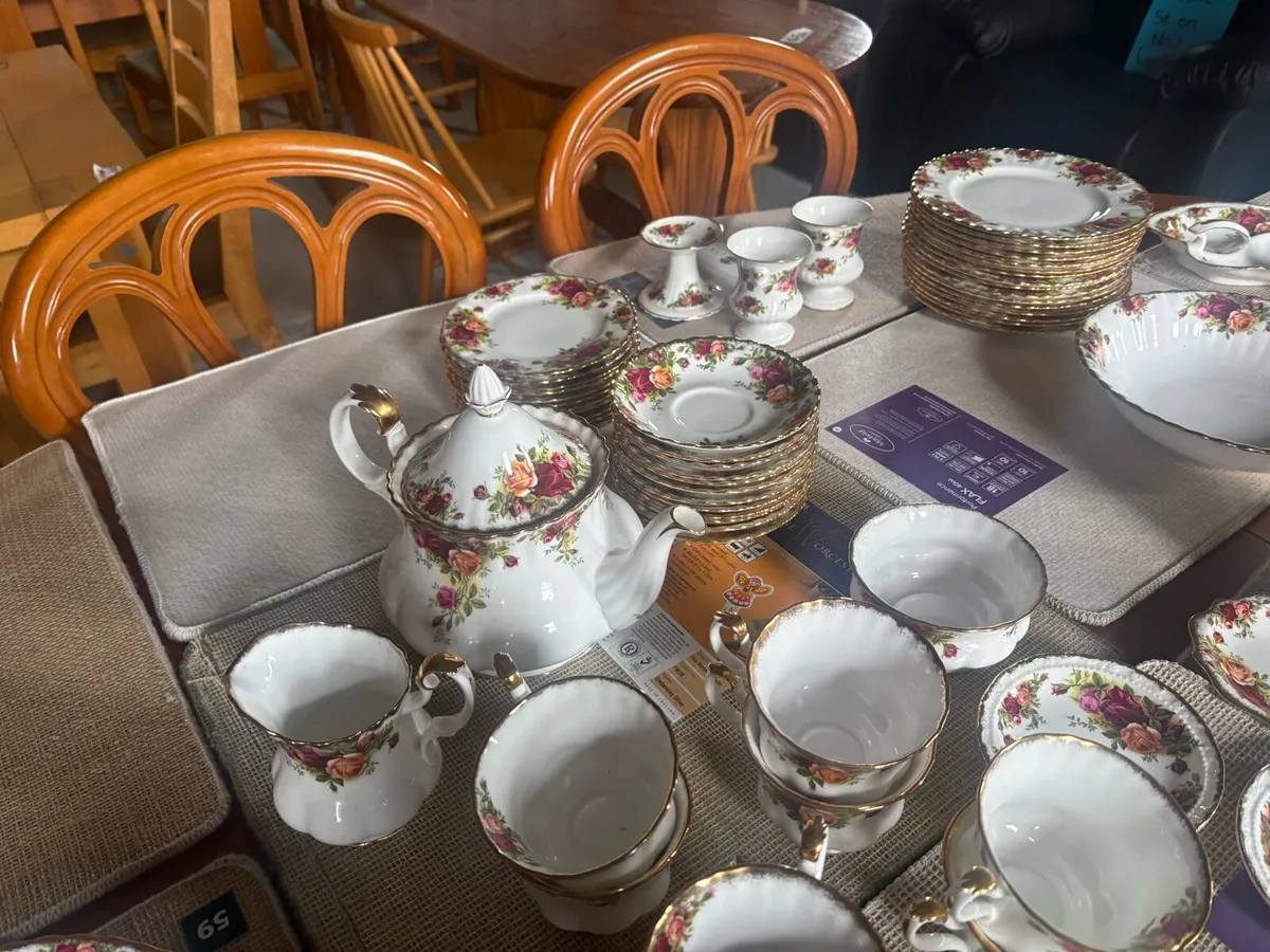 Country rose dinner set and tea set - Image 4