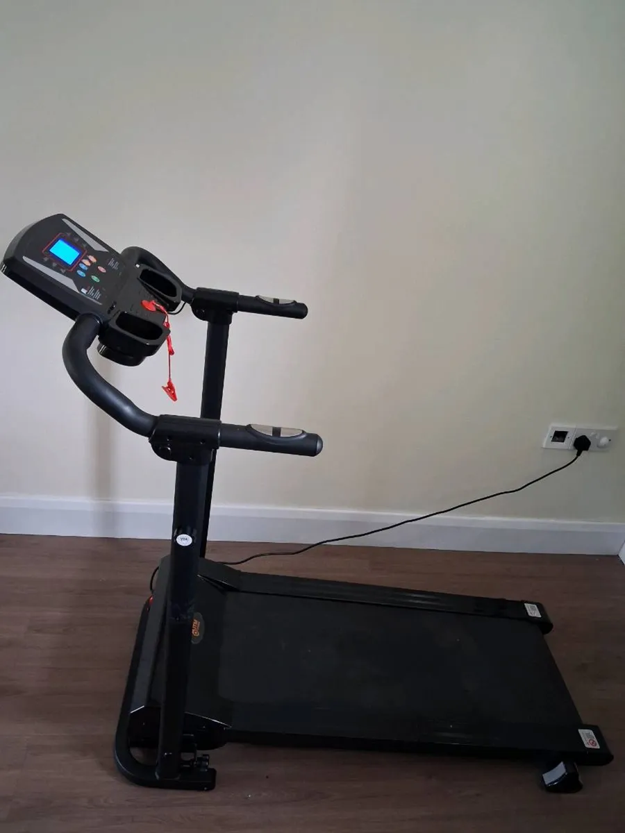 Treadmill - Image 1
