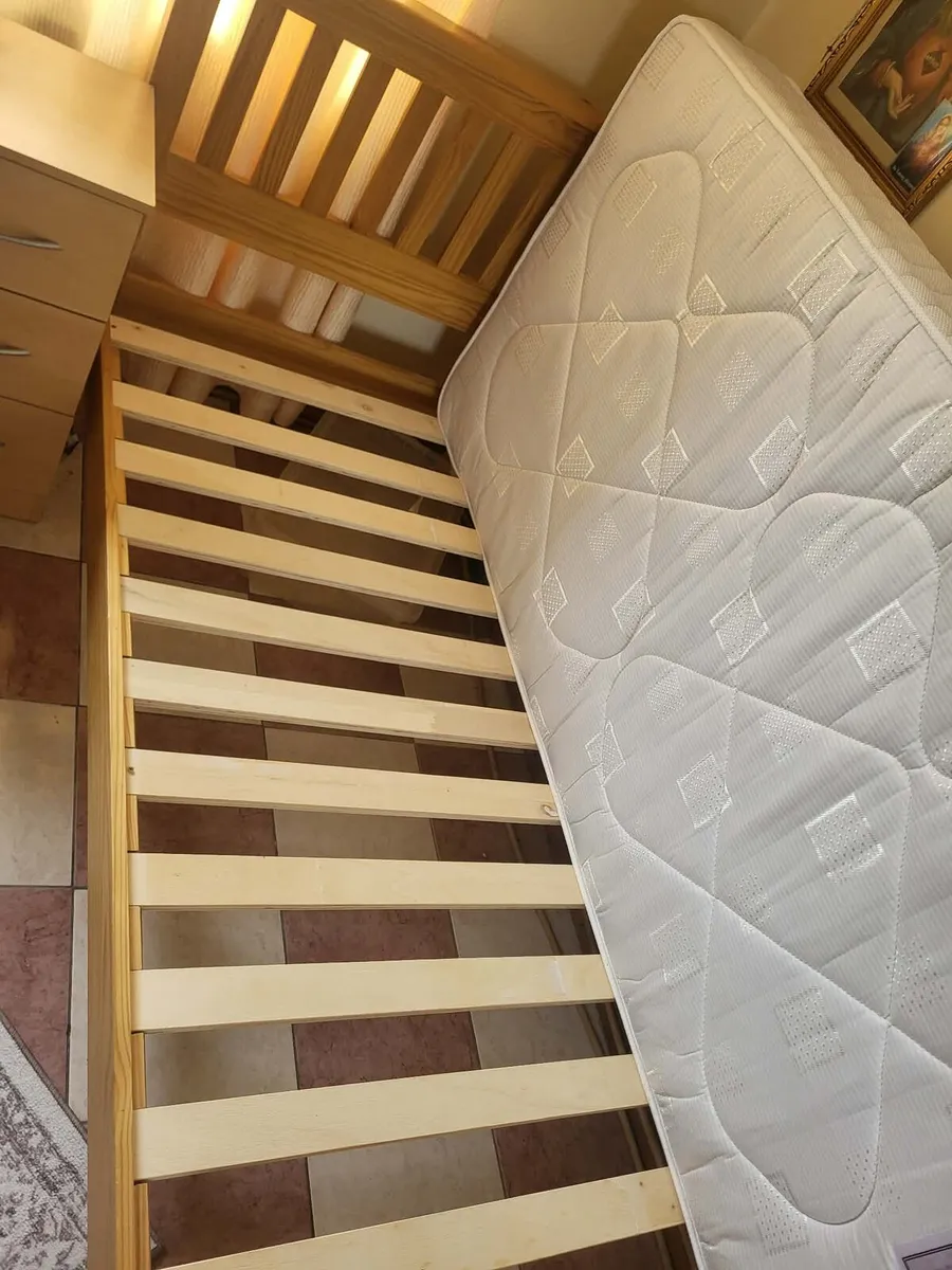 Solid pin single bed plus mattress in perfect cond - Image 4