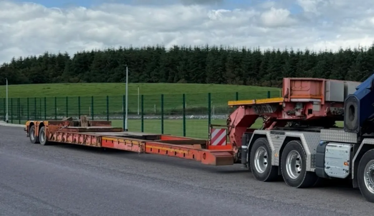 Low loader - Image 3