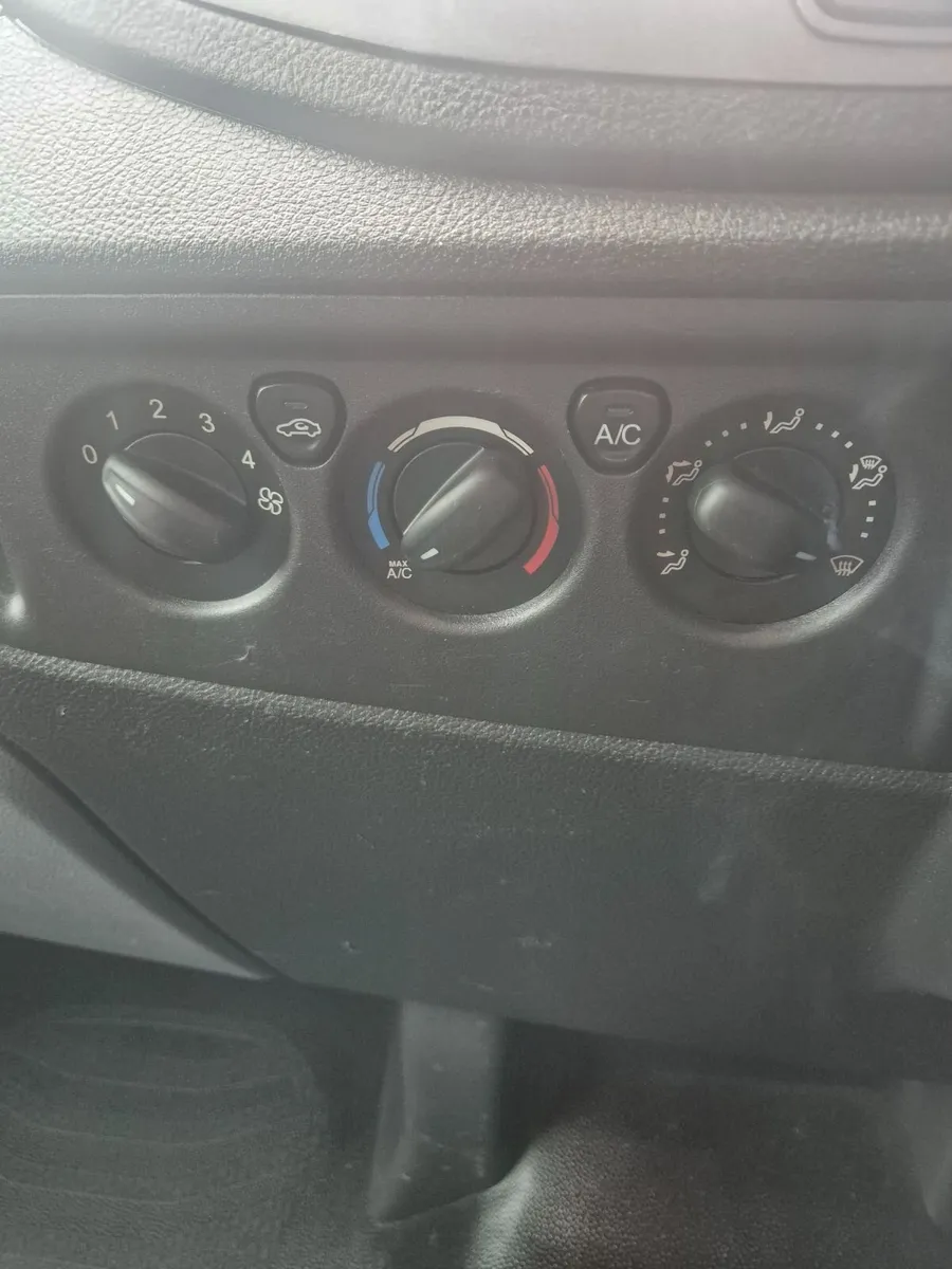 Ford Transit 2016 - Image 4