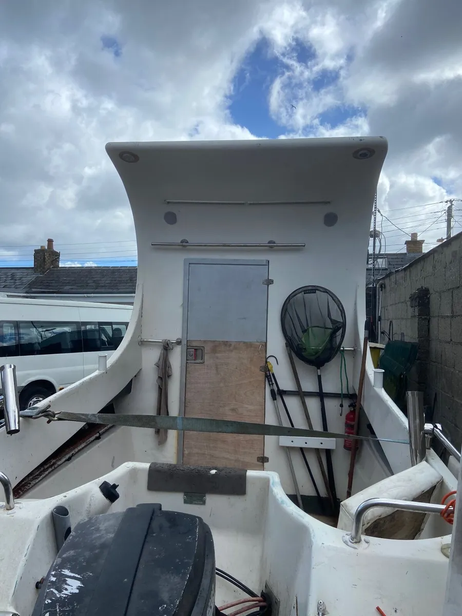 Boat 19foot - Image 1