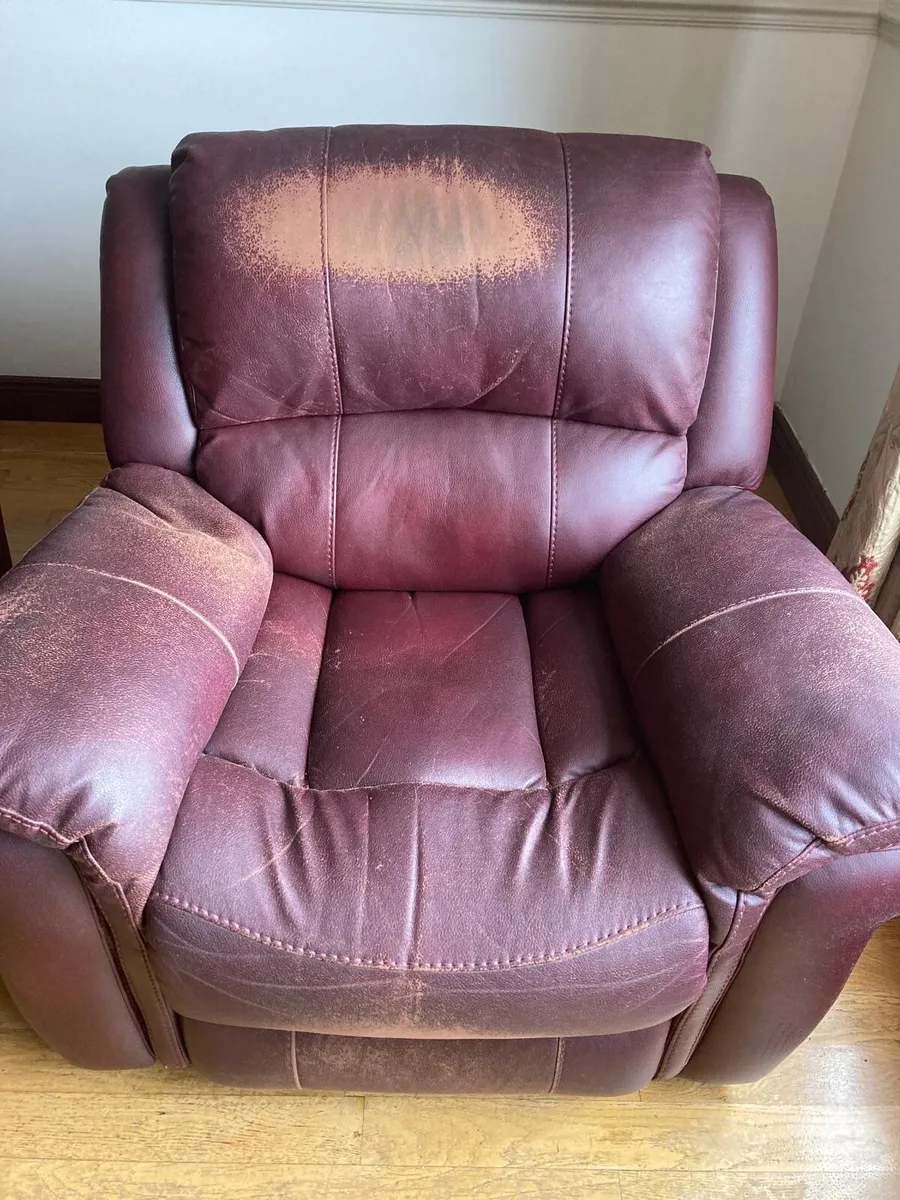 Couch - Image 2