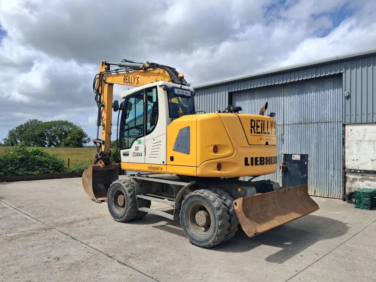Wheeled Excavator Liebherr A914 Rubber Duck - Image 4