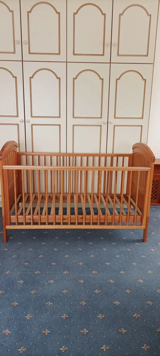 cot bed - Image 3