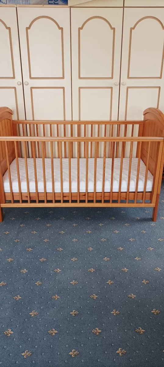cot bed - Image 4