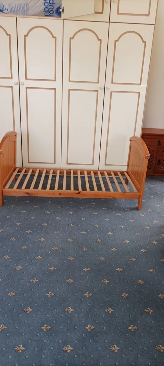 cot bed - Image 3
