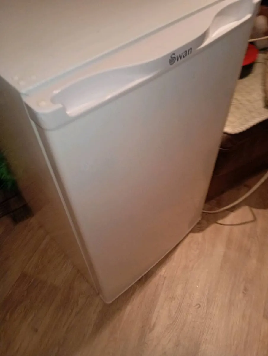 Fridge - Image 3
