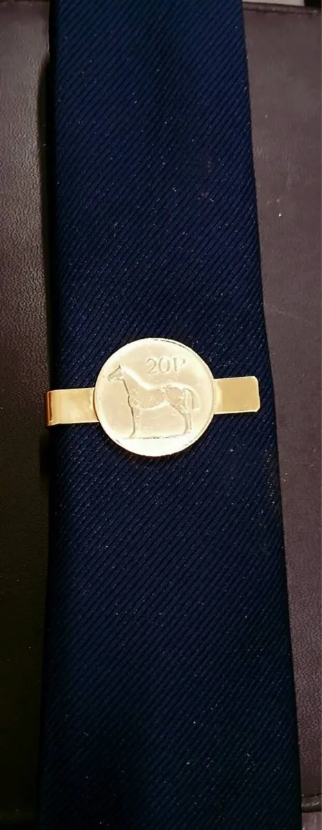 Jewellery - Image 1